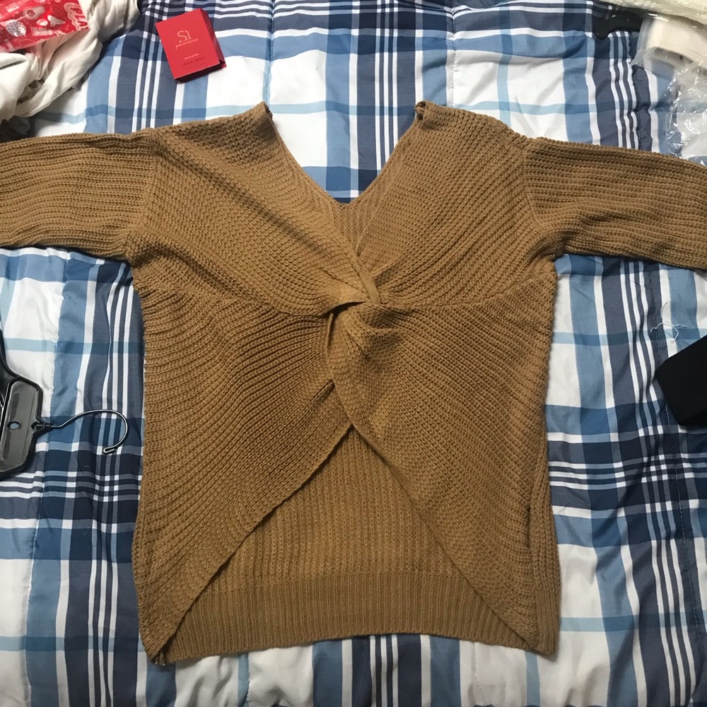 Cross back sweater